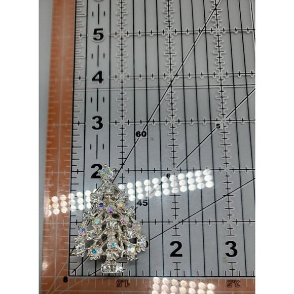 Aurora Borealis Christmas Tree Brooch Silver Tone Sparkling Prong Set Rhinestone - Picture 10 of 10